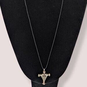(2/$20) V. Wire Wrapped Cross Pendant Necklace